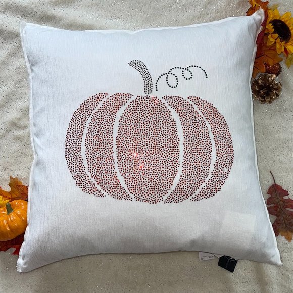NWT 20x20 Velvety Crystal Rhinestone Embellished Pumpkin Fall Pillow - Picture 2 of 11